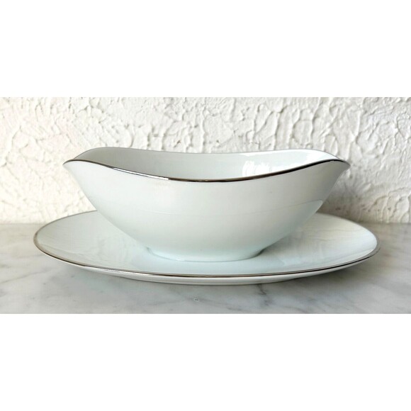 Vintage Noritake Colony China Gravy Boat Attached Underplate White Platinum Trim - Picture 1 of 9